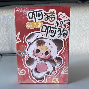 NWT Baby Three Cats and Dogs Series Blind Box